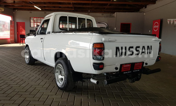 Acheter Occasion Voiture Nissan 350Z Blanc à Beitbridge, Matabeleland South Acheter Occasion Voiture Nissan 350Z Blanc à Beitbridge, Matabeleland South