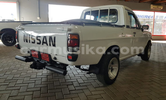 Acheter Occasion Voiture Nissan 350Z Blanc à Beitbridge, Matabeleland South Acheter Occasion Voiture Nissan 350Z Blanc à Beitbridge, Matabeleland South