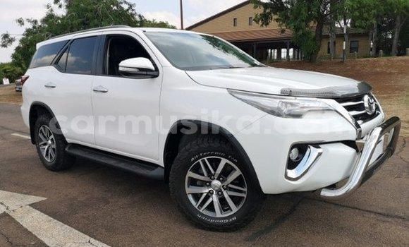Tenga Tsaru Toyota Fortuner Chena Mota in Harare in Harare Tenga Tsaru Toyota Fortuner Chena Mota in Harare in Harare