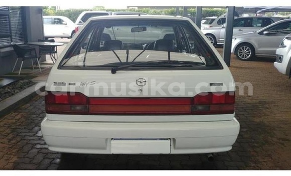 Tenga Tsaru Mazda 323 Chena Mota in Beitbridge in Matabeleland South Tenga Tsaru Mazda 323 Chena Mota in Beitbridge in Matabeleland South