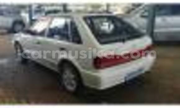 Tenga Tsaru Mazda 323 Chena Mota in Beitbridge in Matabeleland South Tenga Tsaru Mazda 323 Chena Mota in Beitbridge in Matabeleland South