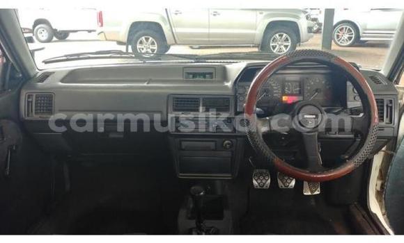 Tenga Tsaru Mazda 323 Chena Mota in Beitbridge in Matabeleland South Tenga Tsaru Mazda 323 Chena Mota in Beitbridge in Matabeleland South