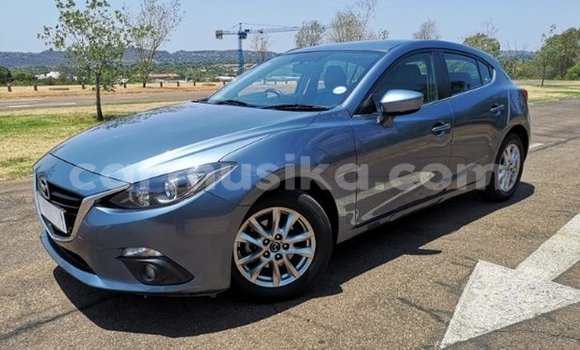 Buy Used Mazda 3 Blue Car in Beitbridge in Matabeleland South Buy Used Mazda 3 Blue Car in Beitbridge in Matabeleland South