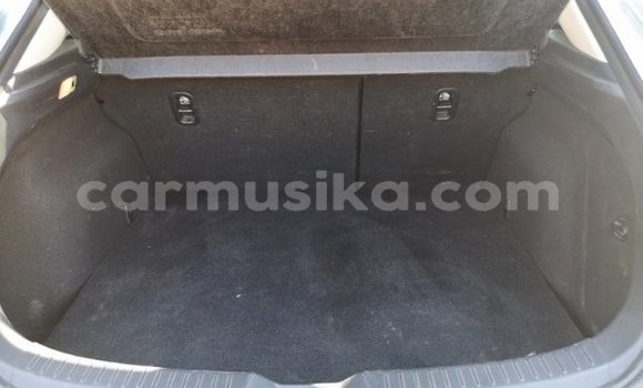 Buy Used Mazda 3 Blue Car in Beitbridge in Matabeleland South Buy Used Mazda 3 Blue Car in Beitbridge in Matabeleland South