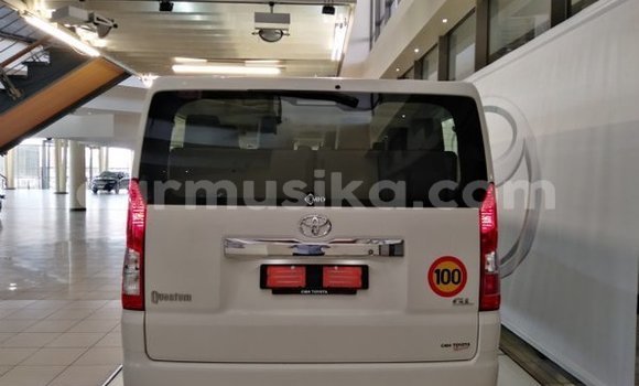 Acheter Occasion Voiture Toyota 4Runner Blanc à Beitbridge, Matabeleland South Acheter Occasion Voiture Toyota 4Runner Blanc à Beitbridge, Matabeleland South