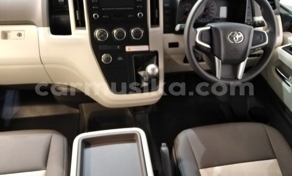 Acheter Occasion Voiture Toyota 4Runner Blanc à Beitbridge, Matabeleland South Acheter Occasion Voiture Toyota 4Runner Blanc à Beitbridge, Matabeleland South