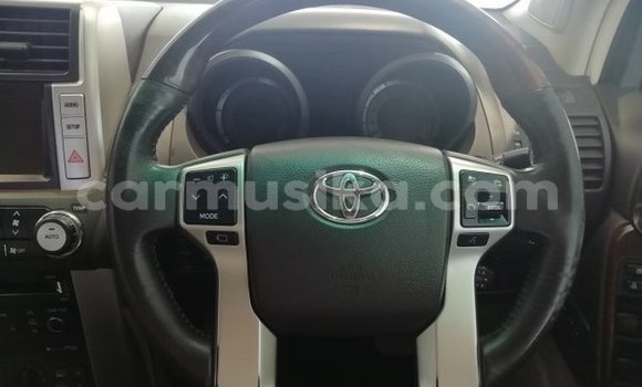 Acheter Occasion Voiture Toyota Prado Blanc à Beitbridge, Matabeleland South Acheter Occasion Voiture Toyota Prado Blanc à Beitbridge, Matabeleland South