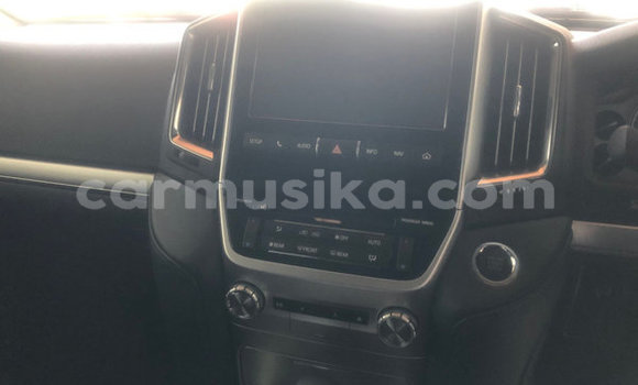 Acheter Occasion Voiture Toyota Land Cruiser Prado Gris à Beitbridge, Matabeleland South Acheter Occasion Voiture Toyota Land Cruiser Prado Gris à Beitbridge, Matabeleland South
