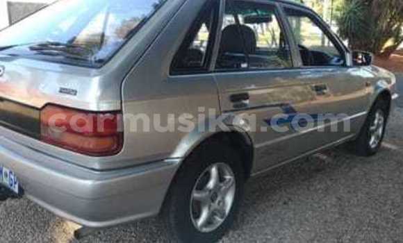 Acheter Occasion Voiture Mazda 323 Autre à Beitbridge, Matabeleland South Acheter Occasion Voiture Mazda 323 Autre à Beitbridge, Matabeleland South