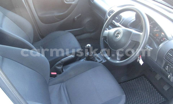 Acheter Occasion Voiture Chevrolet Corsa Blanc à Bulawayo, Bulawayo Acheter Occasion Voiture Chevrolet Corsa Blanc à Bulawayo, Bulawayo