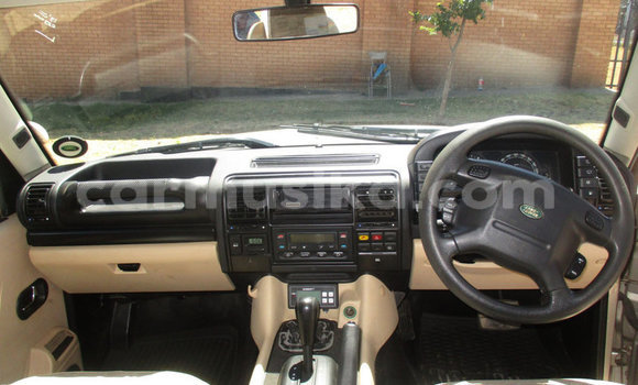 Acheter Occasion Voiture Land Rover Discovery Sport Gris à Beitbridge, Matabeleland South Acheter Occasion Voiture Land Rover Discovery Sport Gris à Beitbridge, Matabeleland South