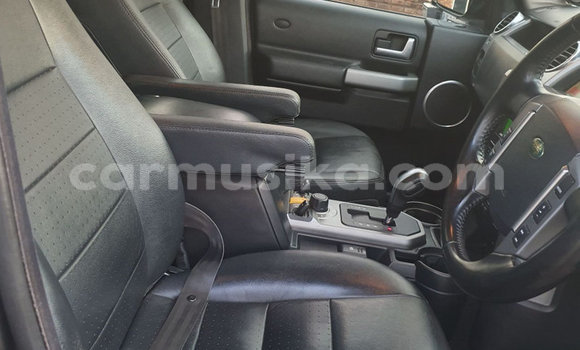 Buy Used Land Rover Discovery Sport Silver Car in Beitbridge in Matabeleland South Buy Used Land Rover Discovery Sport Silver Car in Beitbridge in Matabeleland South
