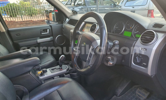 Buy Used Land Rover Discovery Sport Silver Car in Beitbridge in Matabeleland South Buy Used Land Rover Discovery Sport Silver Car in Beitbridge in Matabeleland South