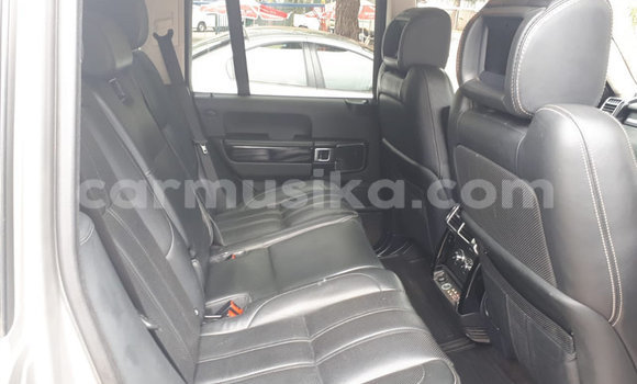 Acheter Occasion Voiture Land Rover Range Rover Vogue Autre à Beitbridge, Matabeleland South Acheter Occasion Voiture Land Rover Range Rover Vogue Autre à Beitbridge, Matabeleland South