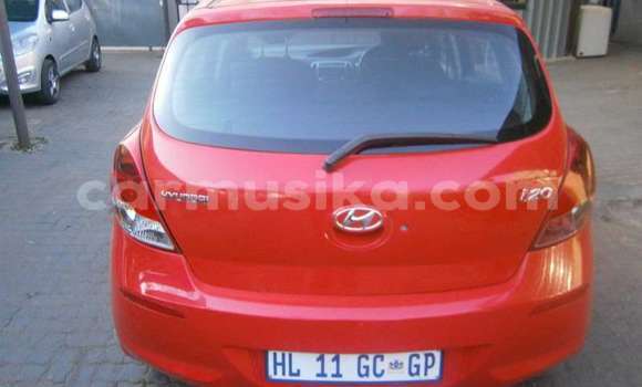 Acheter Occasion Voiture Hyundai i20 Rouge à Beitbridge, Matabeleland South Acheter Occasion Voiture Hyundai i20 Rouge à Beitbridge, Matabeleland South