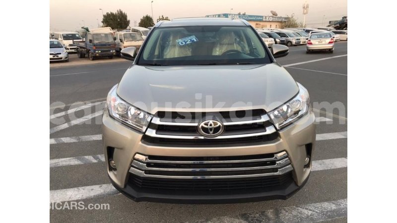 Big with watermark toyota highlander harare import dubai 9297