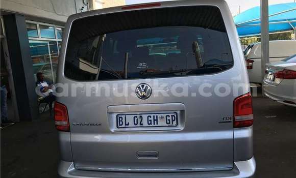 Acheter Occasion Voiture Volkswagen Caravelle Gris à Beitbridge, Matabeleland South Acheter Occasion Voiture Volkswagen Caravelle Gris à Beitbridge, Matabeleland South