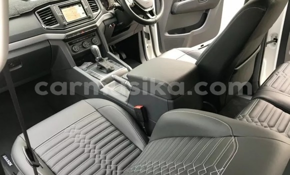 Tenga Tsaru Volkswagen Amarok Chena Mota in Bulawayo in Bulawayo Tenga Tsaru Volkswagen Amarok Chena Mota in Bulawayo in Bulawayo