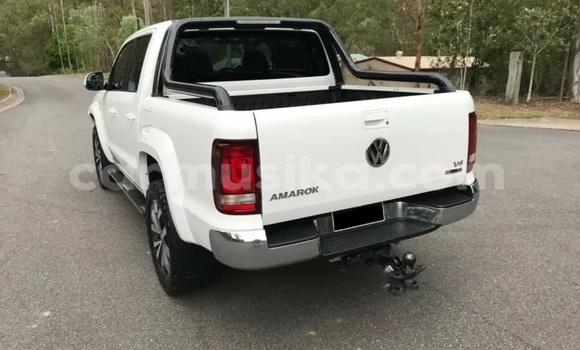 Tenga Tsaru Volkswagen Amarok Chena Mota in Bulawayo in Bulawayo Tenga Tsaru Volkswagen Amarok Chena Mota in Bulawayo in Bulawayo