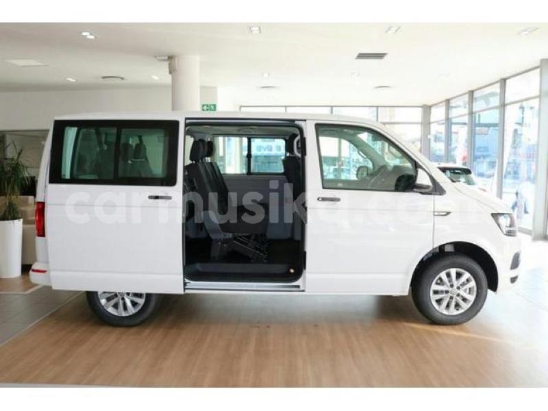 Big with watermark volkswagen caravelle bulawayo bulawayo 9320