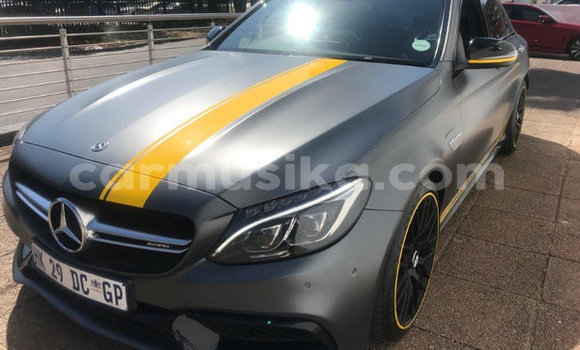 Nunua Ilio tumika Mercedes‒Benz C–Class Nyingine Gari ndani ya Beitbridge nchini Matabeleland Kusini Nunua Ilio tumika Mercedes‒Benz C–Class Nyingine Gari ndani ya Beitbridge nchini Matabeleland Kusini