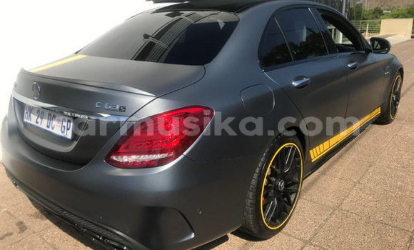 Nunua Ilio tumika Mercedes‒Benz C–Class Nyingine Gari ndani ya Beitbridge nchini Matabeleland Kusini Nunua Ilio tumika Mercedes‒Benz C–Class Nyingine Gari ndani ya Beitbridge nchini Matabeleland Kusini