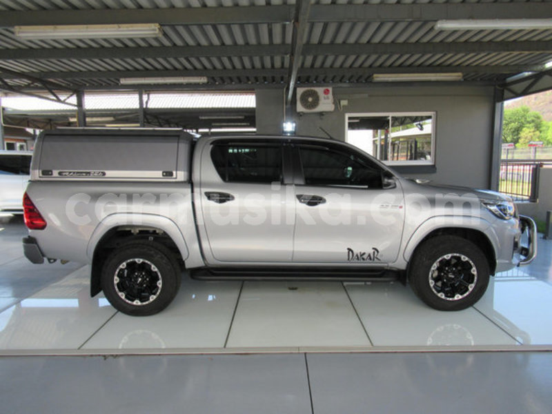 Big with watermark toyota hilux matabeleland south beitbridge 9334