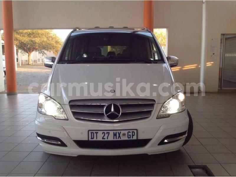 Big with watermark mercedes%e2%80%92benz viano bulawayo bulawayo 9339