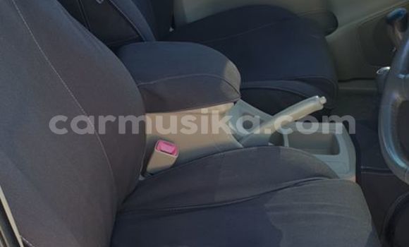 Acheter Occasion Voiture Toyota Hilux Blanc à Beitbridge, Matabeleland South Acheter Occasion Voiture Toyota Hilux Blanc à Beitbridge, Matabeleland South