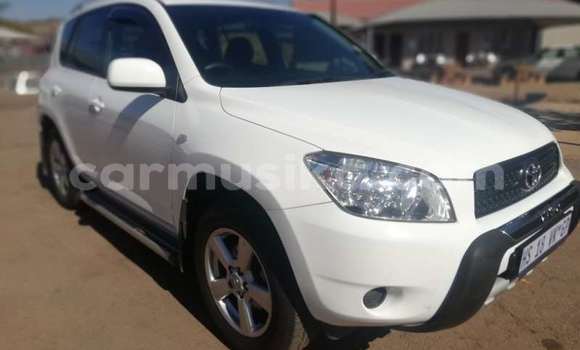 Acheter Occasion Voiture Toyota RAV4 Blanc à Bulawayo, Bulawayo Acheter Occasion Voiture Toyota RAV4 Blanc à Bulawayo, Bulawayo