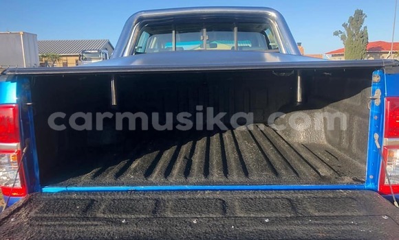 Acheter Occasion Voiture Toyota Hilux Bleu à Beitbridge, Matabeleland South Acheter Occasion Voiture Toyota Hilux Bleu à Beitbridge, Matabeleland South