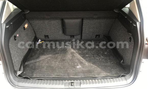 Acheter Occasion Voiture Volkswagen Tiguan Blanc à Beitbridge, Matabeleland South Acheter Occasion Voiture Volkswagen Tiguan Blanc à Beitbridge, Matabeleland South