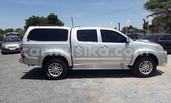 Tenga Tsaru Toyota Hilux Zvimwe Mota in Borrowdale in Harare Tenga Tsaru Toyota Hilux Zvimwe Mota in Borrowdale in Harare