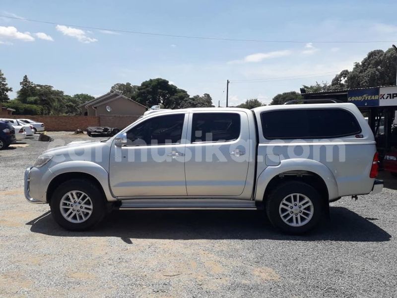 Big with watermark toyota hilux harare borrowdale 9353