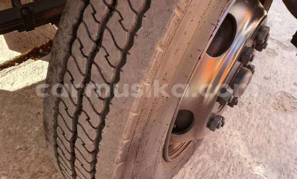 Acheter Occasion Utilitaire Nissan UD Blanc à Beitbridge, Matabeleland South Acheter Occasion Utilitaire Nissan UD Blanc à Beitbridge, Matabeleland South