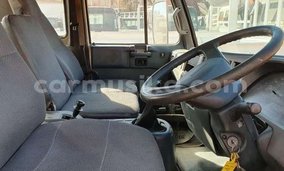 Acheter Occasion Utilitaire Nissan UD Blanc à Beitbridge, Matabeleland South Acheter Occasion Utilitaire Nissan UD Blanc à Beitbridge, Matabeleland South