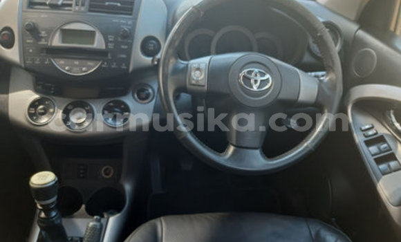 Nunua Ilio tumika Toyota RAV4 Nyingine Gari ndani ya Beitbridge nchini Matabeleland Kusini Nunua Ilio tumika Toyota RAV4 Nyingine Gari ndani ya Beitbridge nchini Matabeleland Kusini
