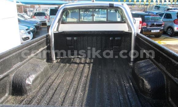 Tenga Tsaru Toyota Hilux Chena Mota in Beitbridge in Matabeleland South Tenga Tsaru Toyota Hilux Chena Mota in Beitbridge in Matabeleland South