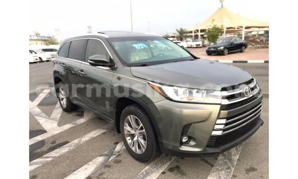 Acheter Import Voiture Toyota Highlander Autre à Import - Dubai, Harare Acheter Import Voiture Toyota Highlander Autre à Import - Dubai, Harare