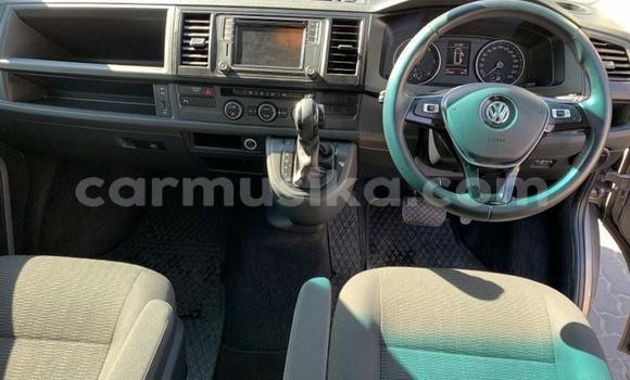 Acheter Occasion Voiture Volkswagen Caravelle Autre à Beitbridge, Matabeleland South Acheter Occasion Voiture Volkswagen Caravelle Autre à Beitbridge, Matabeleland South