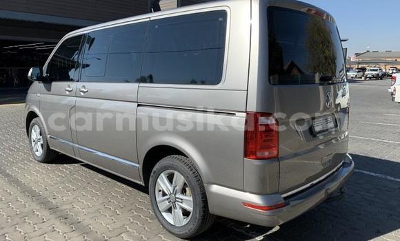 Acheter Occasion Voiture Volkswagen Caravelle Autre à Beitbridge, Matabeleland South Acheter Occasion Voiture Volkswagen Caravelle Autre à Beitbridge, Matabeleland South