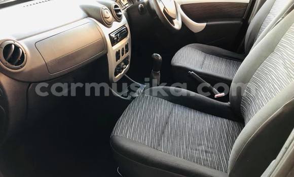 Tenga Tsaru Renault Sandero Sirivha Mota in Beitbridge in Matabeleland South Tenga Tsaru Renault Sandero Sirivha Mota in Beitbridge in Matabeleland South