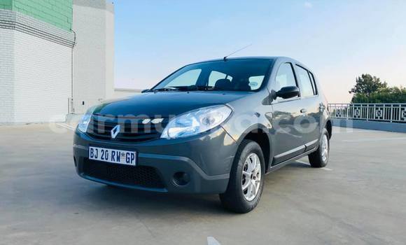 Tenga Tsaru Renault Sandero Sirivha Mota in Beitbridge in Matabeleland South Tenga Tsaru Renault Sandero Sirivha Mota in Beitbridge in Matabeleland South