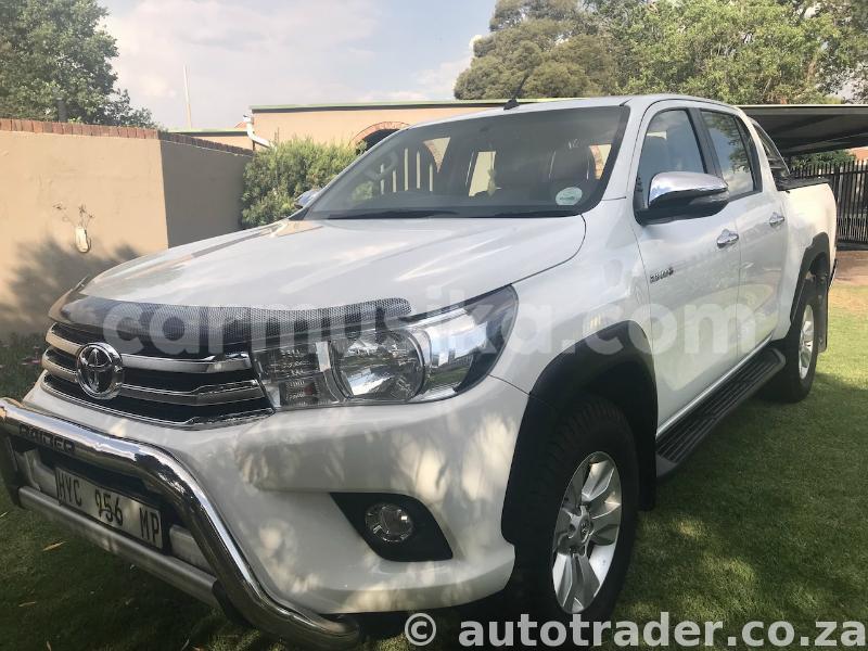 Big with watermark toyota hilux matabeleland south beitbridge 9379