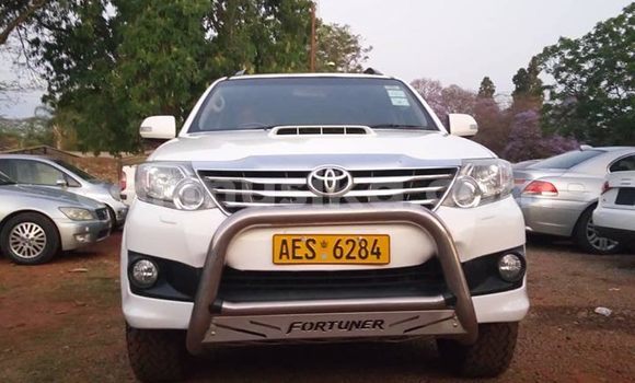 Buy Used Toyota Fortuner White Car in Harare in Harare Buy Used Toyota Fortuner White Car in Harare in Harare