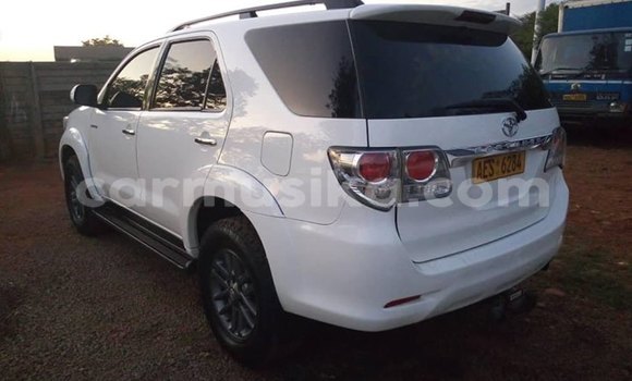 Buy Used Toyota Fortuner White Car in Harare in Harare Buy Used Toyota Fortuner White Car in Harare in Harare