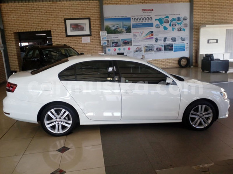 Big with watermark volkswagen jetta matabeleland south beitbridge 9385