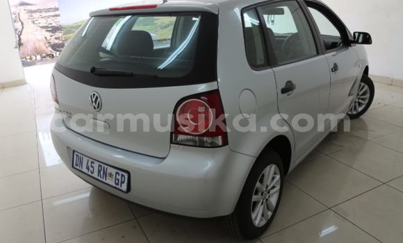 Acheter Occasion Voiture Volkswagen Polo Gris à Beitbridge, Matabeleland South Acheter Occasion Voiture Volkswagen Polo Gris à Beitbridge, Matabeleland South