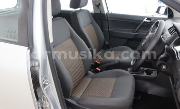 Acheter Occasion Voiture Volkswagen Polo Gris à Beitbridge, Matabeleland South Acheter Occasion Voiture Volkswagen Polo Gris à Beitbridge, Matabeleland South