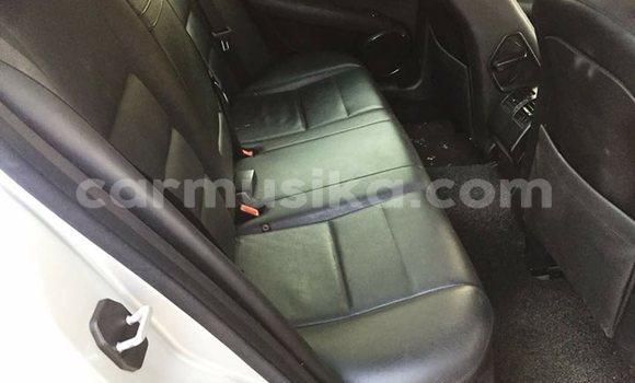 Acheter Occasion Voiture Mercedes‒Benz C–Class Gris à Harare, Harare Acheter Occasion Voiture Mercedes‒Benz C–Class Gris à Harare, Harare